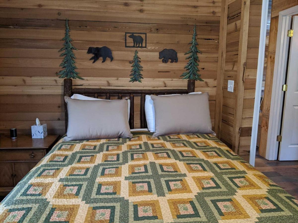 Deep Creek Hideaway Cabin บรายซันซิตี ภายนอก รูปภาพ